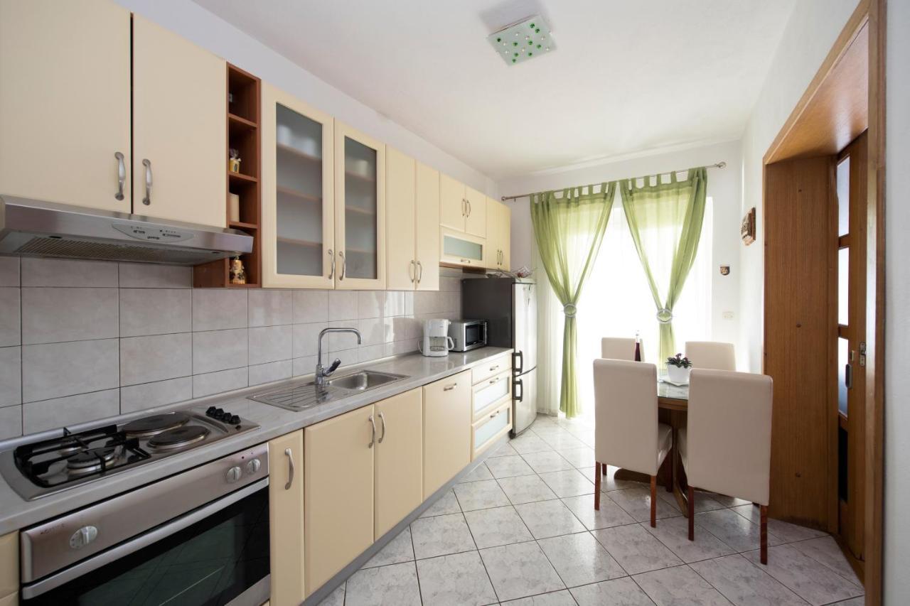 Apartment Brela 16603B ภายนอก รูปภาพ